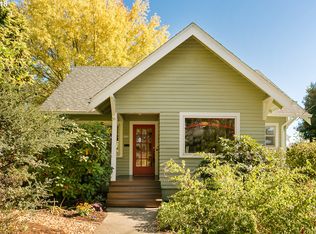 6502 SE 17th Ave, Portland, OR 97202