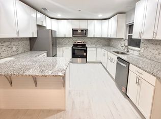 5926 SE 122nd Pl APT 2, Belleview, FL 34420