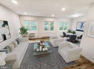 1204 Martha Custis Dr, Alexandria, VA 22302
