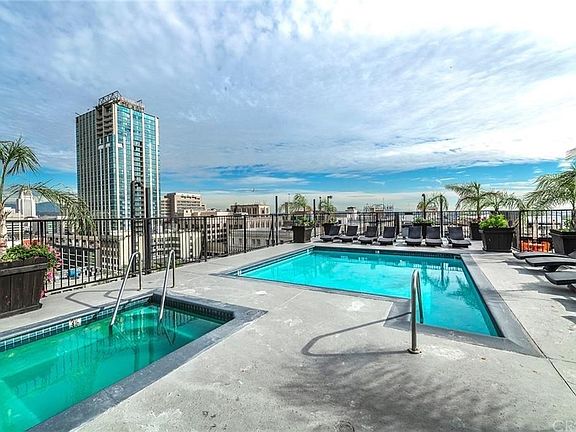 3rd image of 312 W 5th St APT 1009