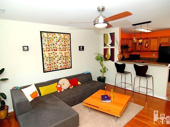 4th image of 1717 Pepperwood Way