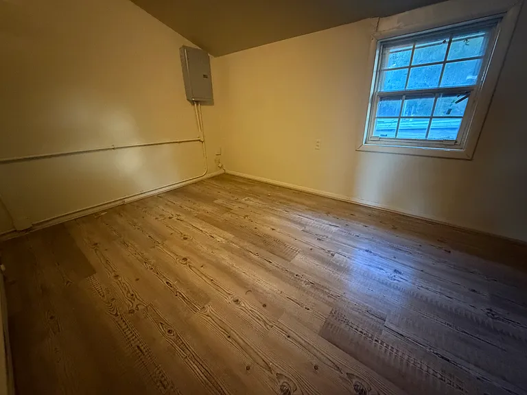 304 E Main St #2 — Photo 10