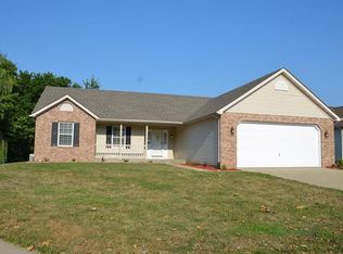 504 Cortner Dr, Smithton, IL 62285