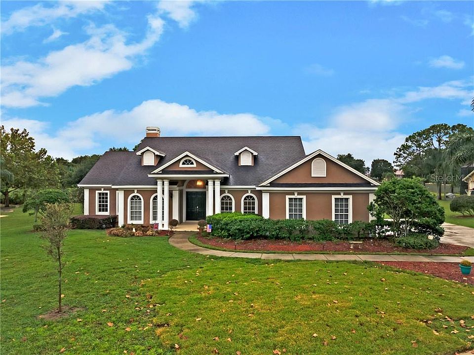1st image of 7925 Courtleigh Dr