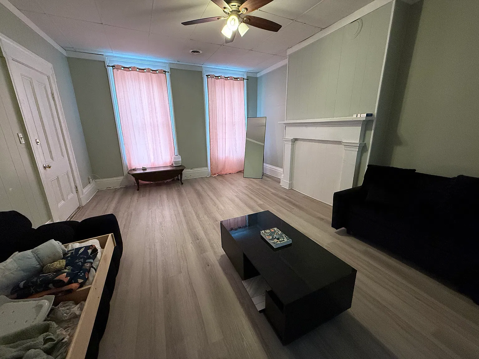 1 bed, 1000 sqft, $1,150 — Photo 2