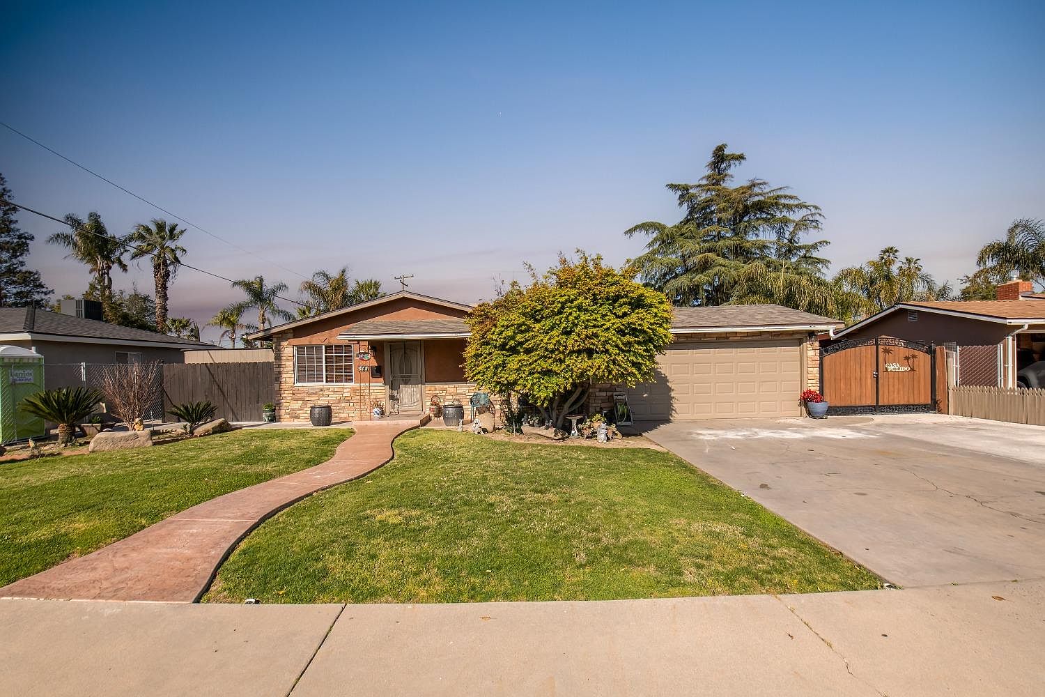 397 S 4th St, Kerman, CA 93630 Zillow