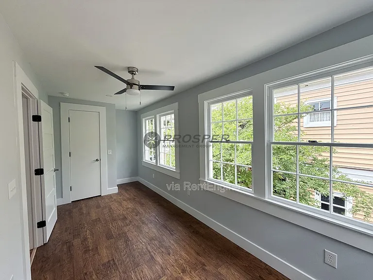 250 Rutledge Ave #B — Photo 16
