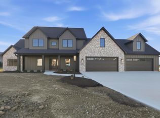 2042 Burnt Lake Dr, Fort Wayne, IN 46814