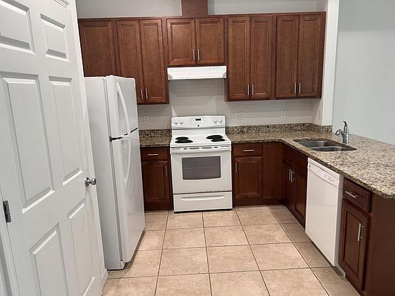 2nd image of 45B Prosperity Ln
