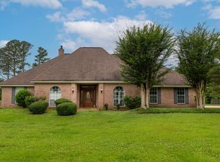 646 Lincoln Dr, Starkville, MS 39759