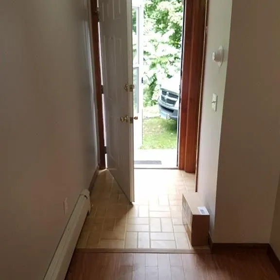 12 Beacon St #B — Photo 4