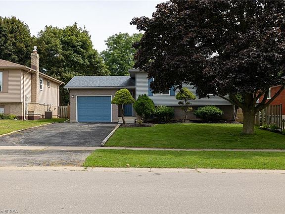 2nd image of 13 Forest Dr