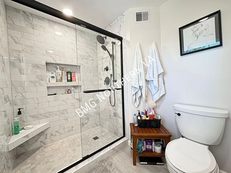 3821 Jocelyn Dr — Photo 16