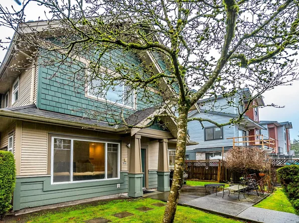 7060 Bridge St #10, Richmond, BC V6Y 2S6