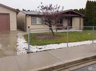 330 S Kent Ct, East Wenatchee, WA 98802