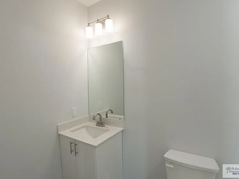 1725 Clinton St #A — Photo 9