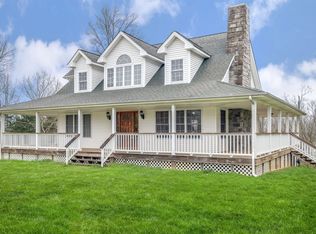 1046 Fagan Chapel Rd, Charlotte, TN 37036