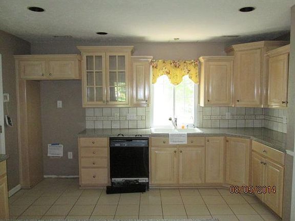 3rd image of 7625 Coffey Creek Dr