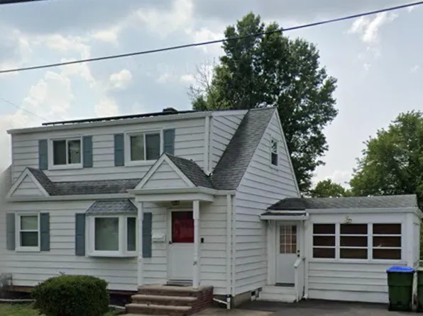 24 Morgan Dr, Edison, NJ 08817