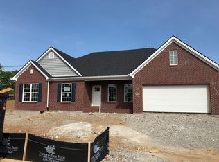 452 Hastings Ln, Versailles, KY 40383