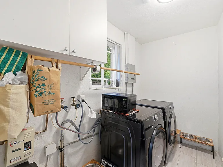 1208 N 31st Ave — Photo 24