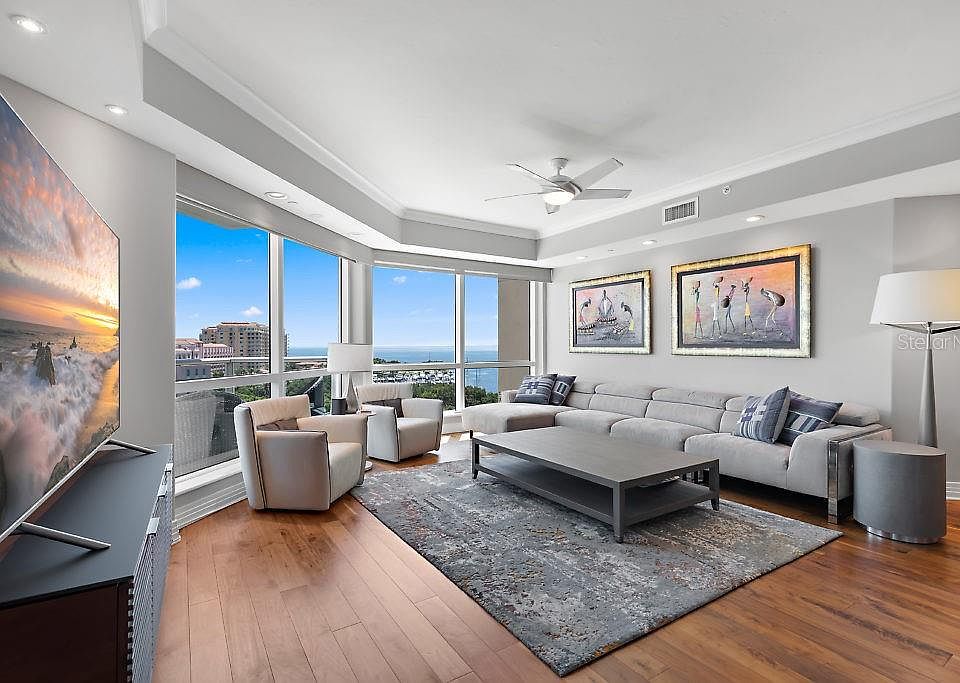 1st image of 400 Beach Dr NE Unit 801