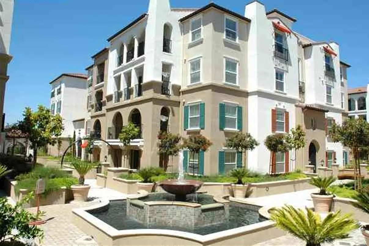 Dublin Terraces Spacious 2BR/2BA with Hardwood Floors, Pool, Clubhouse & Gym! — Photo 1