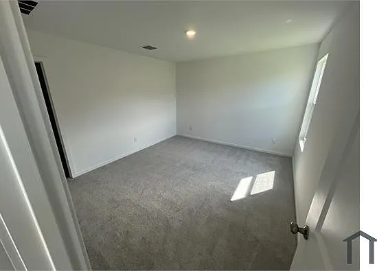 1713 Crossbill St — Photo 12