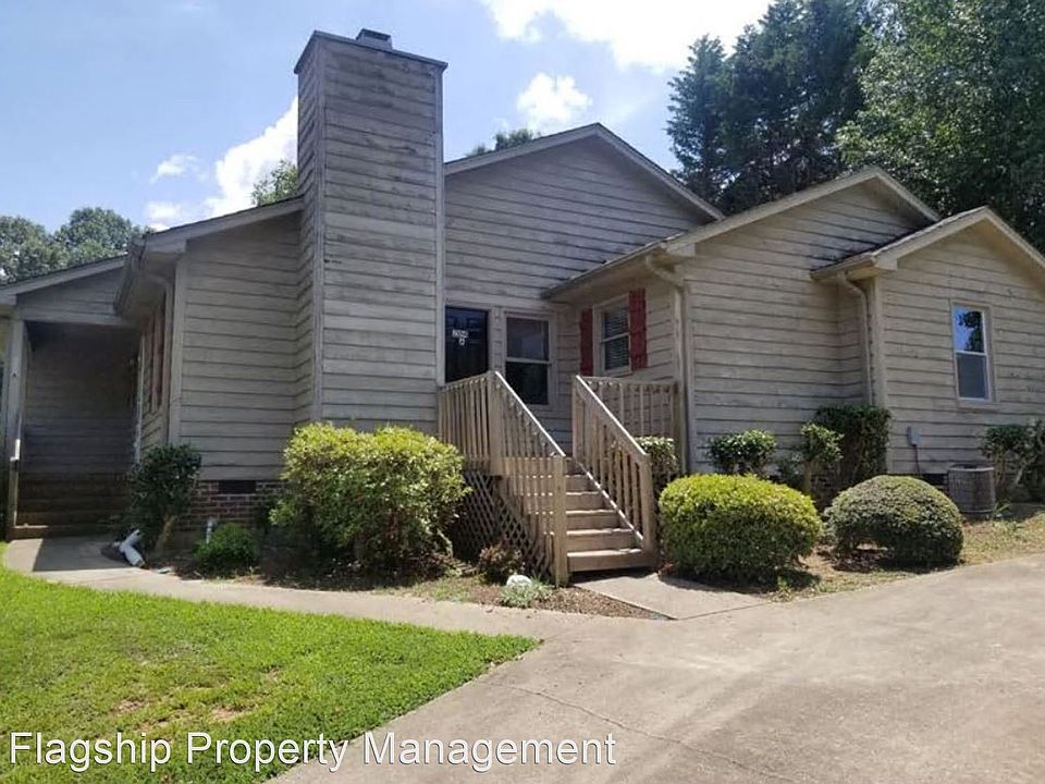 1st image of 204 Wildwood Dr #A