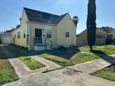 2327 Pauline St, New Orleans, LA, 70117