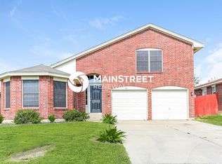 503 Hollyberry Dr, Mansfield, TX 76063