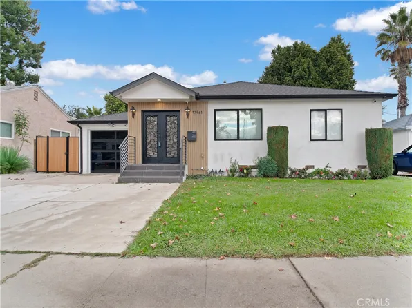 17961 Martha St, Encino, CA 91316