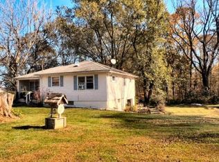 4 N Terrace Rd, Columbia, NJ 07832