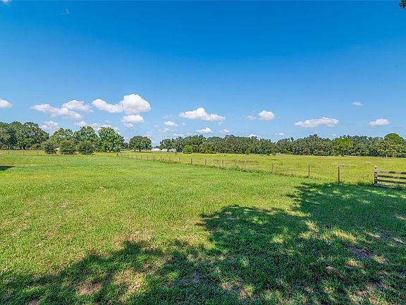 2nd image of 3933 Mammoth Grove Rd