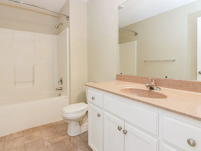 702 Hibiscus Cir — Photo 14
