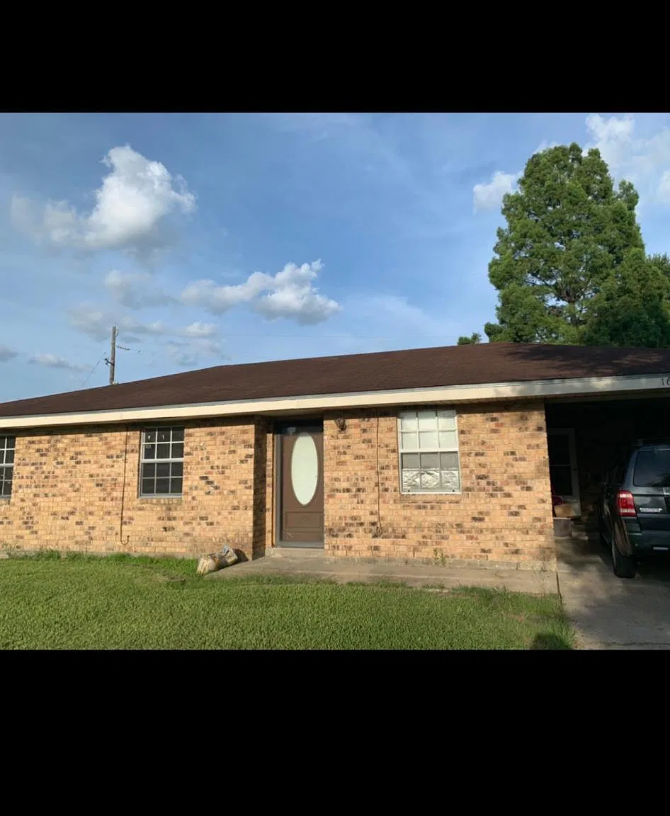 164 McBride St — Photo 1