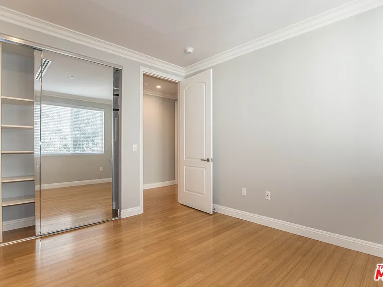 1283 Havenhurst Dr #204 — Photo 7