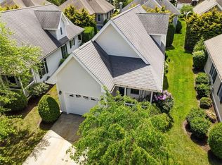 10 Kristin Ct, Coventry, RI 02816