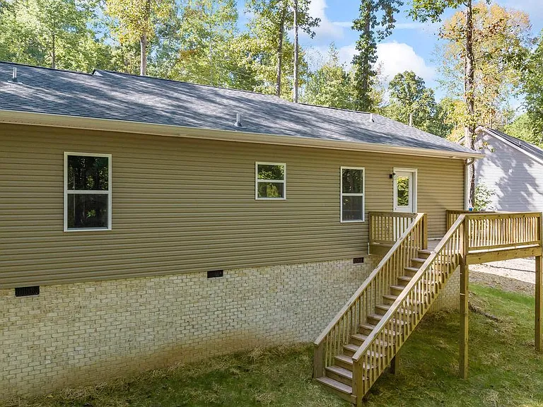 537 Lewis Ln — Photo 13