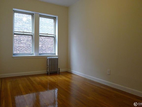 2nd image of 4556 42nd St APT 3E
