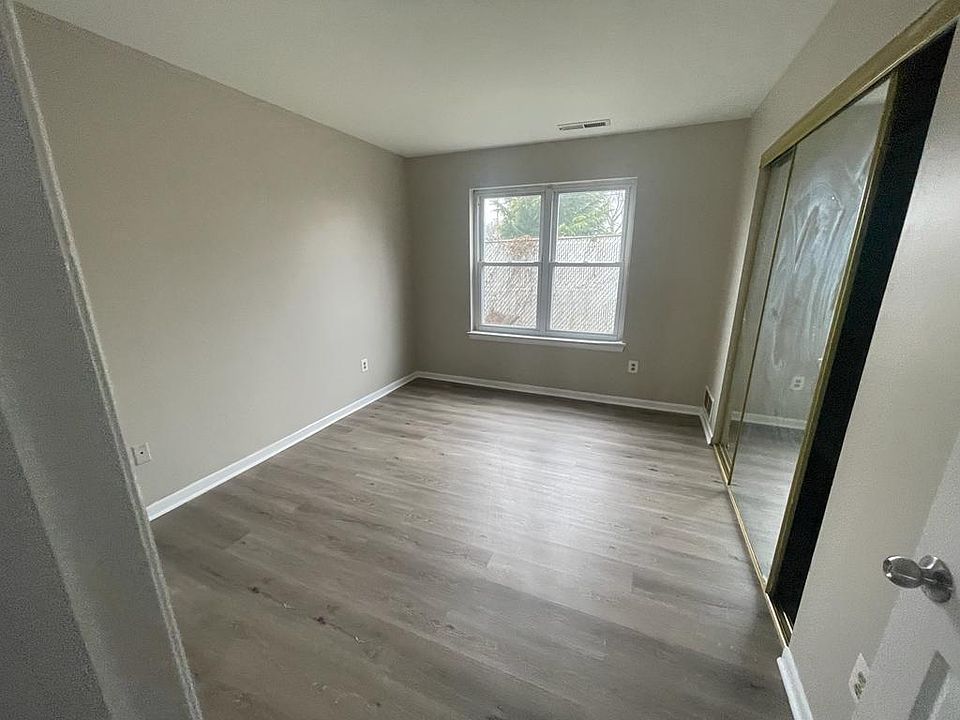 2nd image of 8712R Frankford Ave #15B