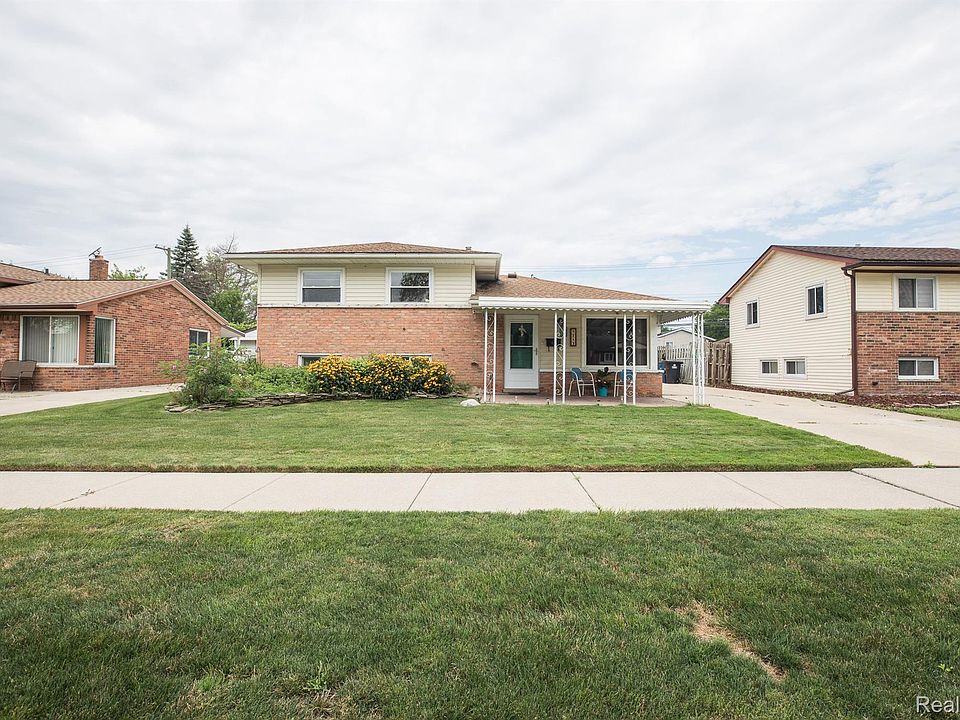 1st image of 8253 Carrousel Blvd