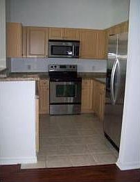 5th image of 4041 Collins Ave APT 204