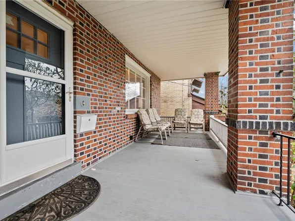 5856 Douglas St, Pittsburgh, PA 15217