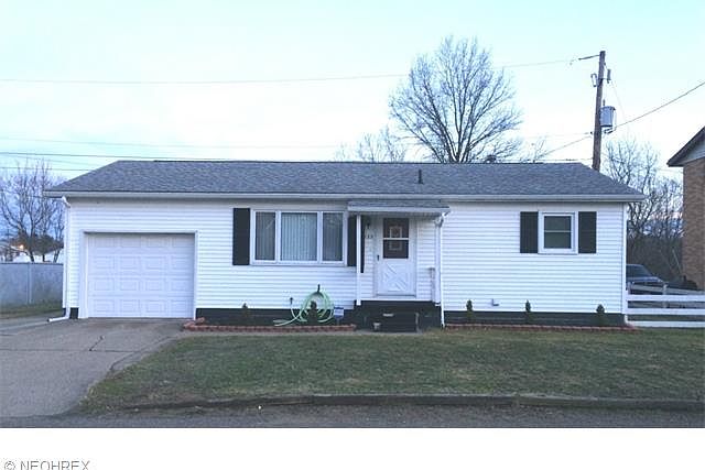 1st image of 155 6th Dr SE