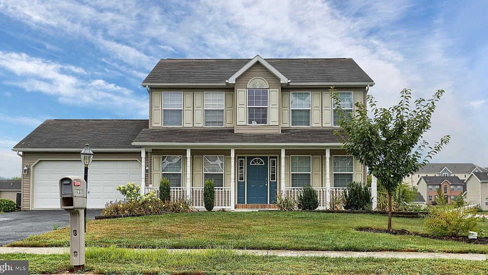 1st image of 161 Martel Cir