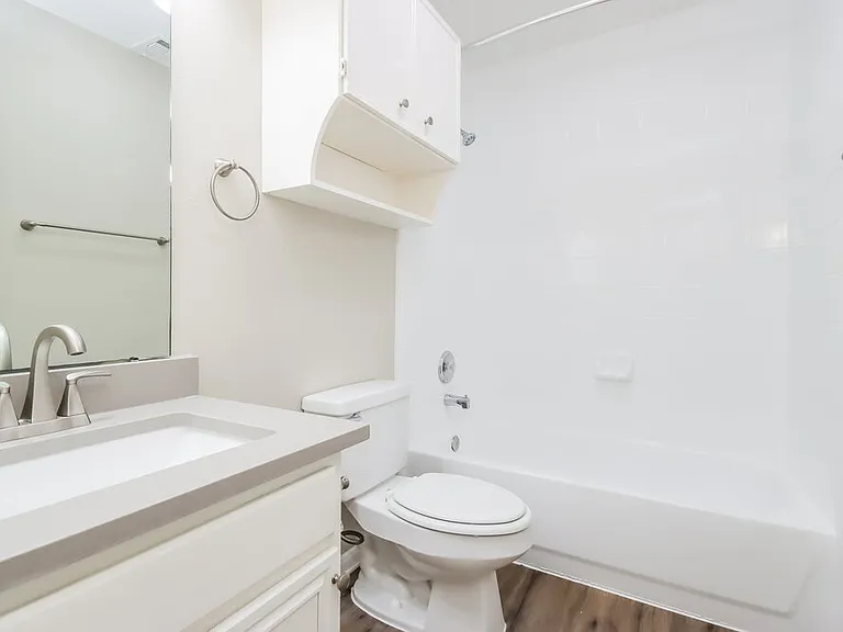 31107 Perlican Dr — Photo 16
