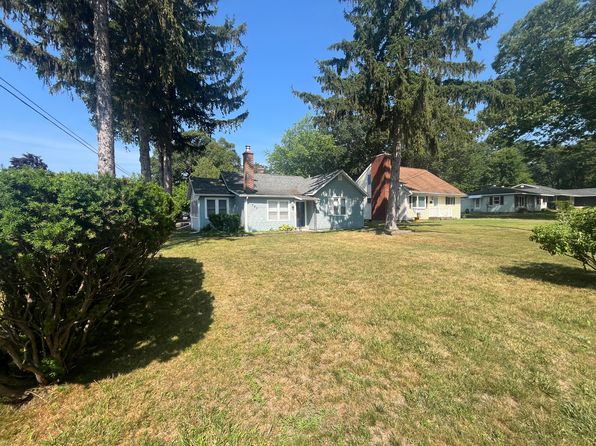565 Bear Lake Rd