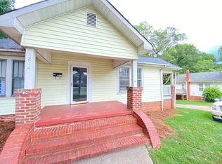 214 E Center Ave APT B, Mooresville, NC 28115