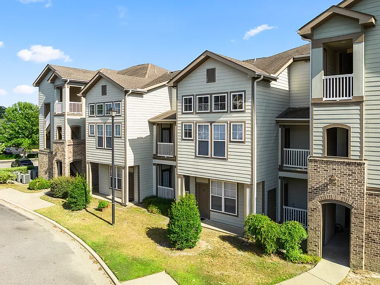 Aspen Ridge Apartments — Photo 16